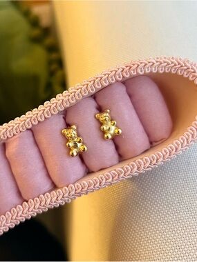 925 Silver Teddy Gummy Bear Stud Earrings - Classic Gold Plated Gummy Bear Hoop